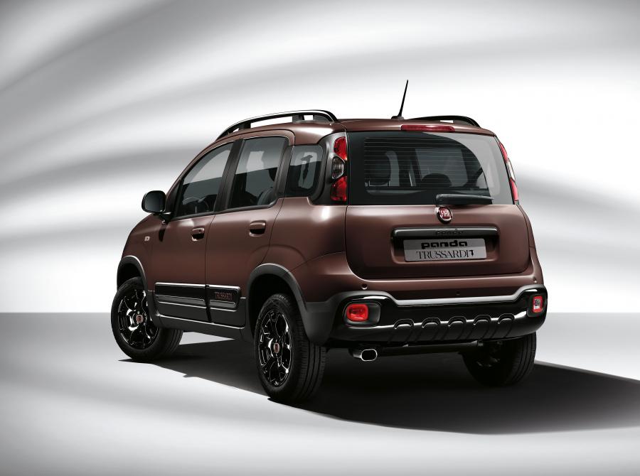  Fiat Panda Trussardi (319) 2019 года  (фото 19 из 43)